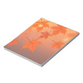 Autumn design with maple leaves and bokeh effect notitieblok (Linkerzijde)