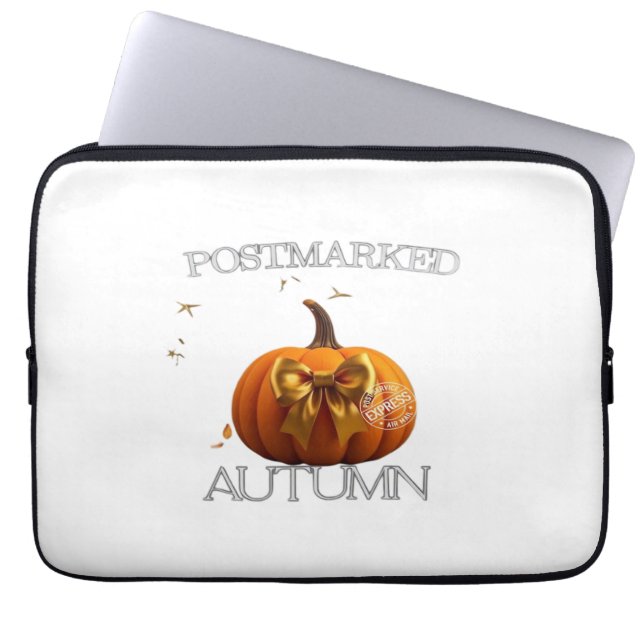 Autumn Essential T-Shirt Laptop Sleeve (Voorkant)