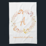 Autumn Floral Waterverf Boho Persoonlijke naam Theedoek<br><div class="desc">Keukenhanddoek met  handbeschilderde waterverf floraal in prachtige valkleuren,  gepersonaliseerd met jouw naam en initiaal.</div>