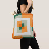 Autumn Groove Labyrinth Tote Bag (Dichtbij)
