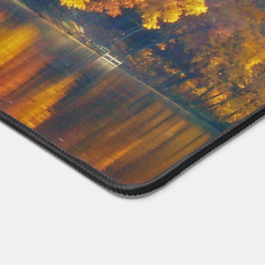 Autumn Lake Bureaumat (Hoek)