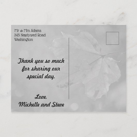 Autumn Leaf met Heart Weddenschap Hartelijk dank Aankondigingskaart (Achterkant)