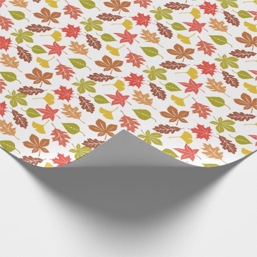 Autumn Leaves Colorful Pattern Cadeaupapier (Hoek)