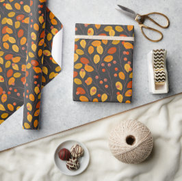 Autumn Leaves en Berries Wrapping Paper Cadeaupapier