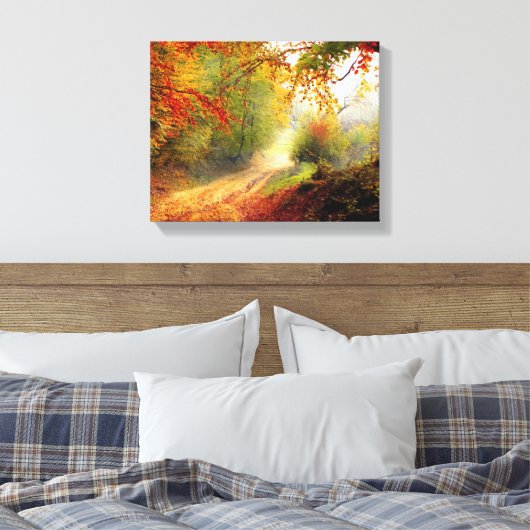 Autumn Leaves en Trees die Dirt Road bedekken Canvas Afdruk (Insitu (Slaapkamer))
