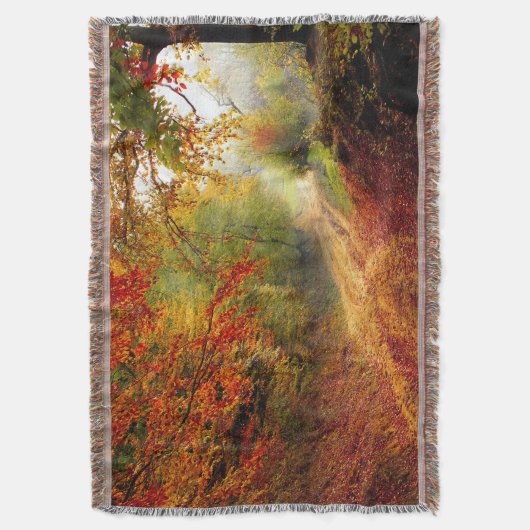 Autumn Leaves en Trees die Dirt Road bedekken Deken (Voorkant Verticaal)