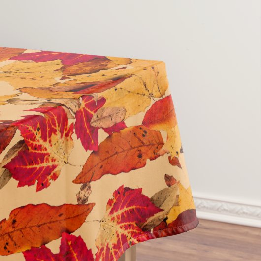Autumn Leaves in Red Oranje Yellow Brown Tafelkleed (Voorbeeld)