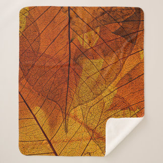autumn leaves in the detailautumn,background,beaut sherpa deken