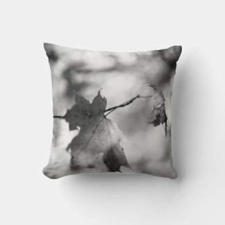 Autumn Leaves Pillow Kussen