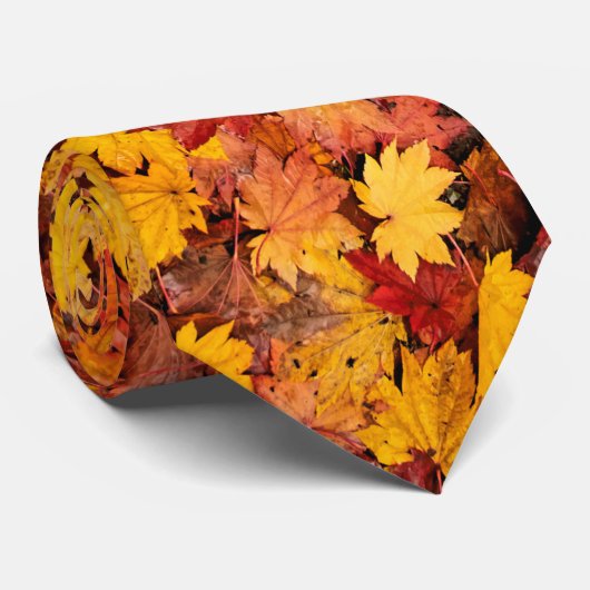 AUTUMN LEAVES STROPDAS (Opgerold)