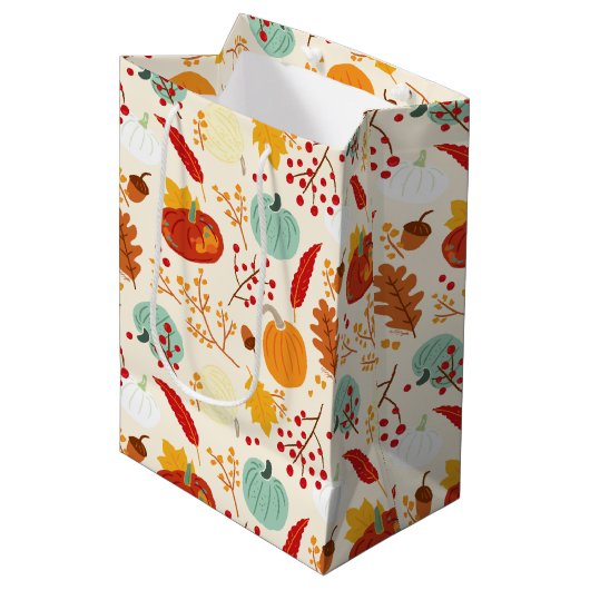 Autumn Pumpkins and Leaves Pattern Medium Cadeauzakje (Voorkant Gekanteld)