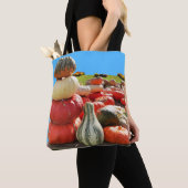 Autumn Pumpkins Scene Tote Bag (Dichtbij)