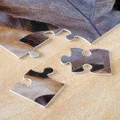 Autumn w/ gele paddenstoelen en bruine gestorven b legpuzzel (Zijkant)