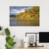 Autumn Waterscape Poster (Thuiskantoor)