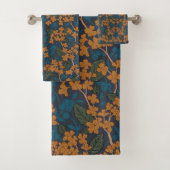 Autumn William Morris Style Pattern Bad Handdoek (Insitu)