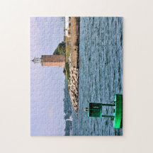 Avery Point Lighthouse, Connecticut Jigzaag Puzzle