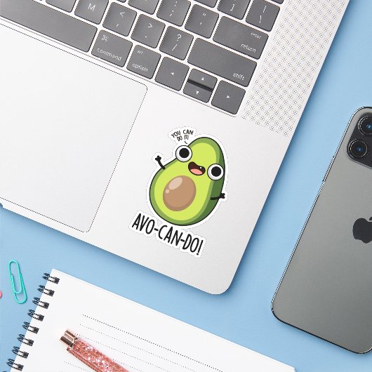 Avo-can-do Funny Avocado Pun Sticker (Laptop met iPhone)