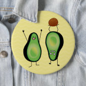 Avocado grappig gekerende handlanger ronde button 6,0 cm (In situ)