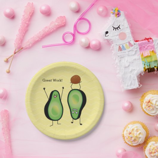 Avocado grappige handlangslang, groene put papieren bordje (Feest)