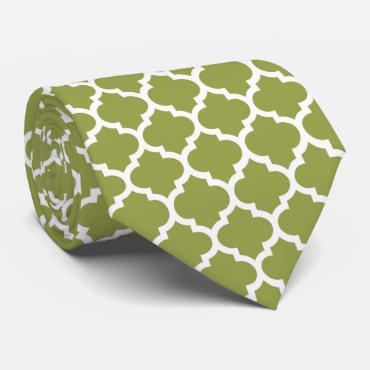 Avocado Green White Moroccan Quatrefoil Pattern #5 Stropdas (Opgerold)