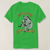 Avocado toast raccoon t-shirt (Design voorkant)