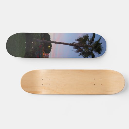 Avond bij het Palm Tree skateboard (Horizontaal)