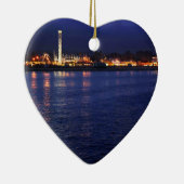 Avond in de Santa Cruz Boardwalk Keramisch Ornament (Rechts)