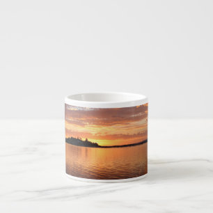 Avond vervaagt in zonsondergang espresso kop