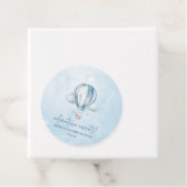 Avontuur wacht! Blauwe heteluchtballon Baby shower Bedankjes Labels (In situ)