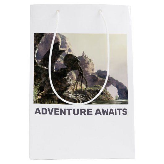 Avontuur wacht. Fantasielandschap Medium Cadeauzakje (Voorkant)