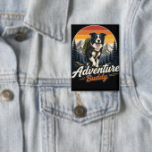 Avontuurlijke Buddy Hond Wanddecoratie Button (Insitu)