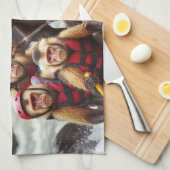 Avontuurlijke kapucijnapen Whitewater Rafting Theedoek (Quarter Fold)