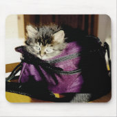 Awake Kitten in een Bourgogne Muismat (Voorkant)