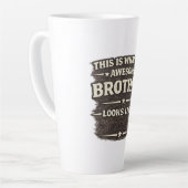 Awesome Brother Looks Like – Funny Quote Design Latte Mok (Linkerhoek)