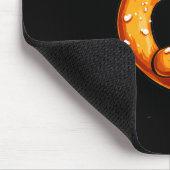 Awesome Festive Pretzel With Santa Claus Hat Costu Muismat (Hoek)