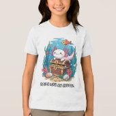 Axolotl zit trots op een schatkist Tri-Blend shirt (Voorkant)