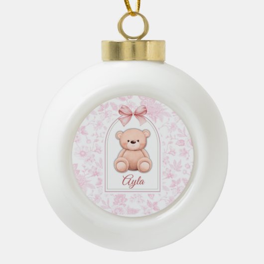 Ayla | Aangepaste Roze Teddybeer Nursery Design Keramische Bal Ornament (Voorkant)