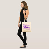 Ayla in Paars Tote Bag (Voorkant (model))