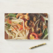 Ayutthaya Spicy Papaya Salad [Som Tam] met Cashew Post-it® Notes (Op bureau)