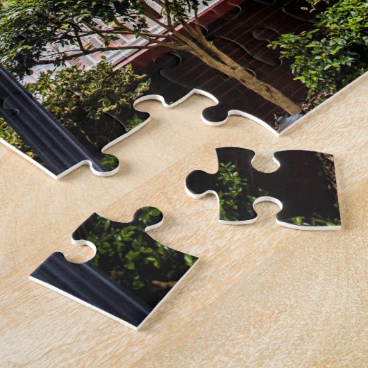 Azalea Inn Savannah Puzzle Legpuzzel (Zijkant)