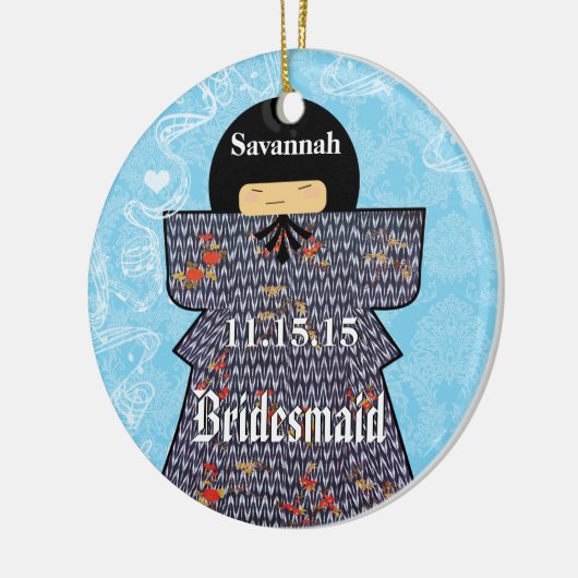 Aziatische Kimono Birdesmaid geeft roze veranderin Keramisch Ornament (Links)