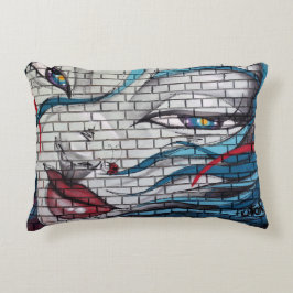 Aziatische meisje graffiti accent kussen