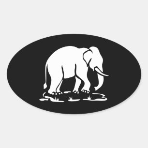 Aziatische olifanten boven Thai Elephant Trekking Ovale Sticker