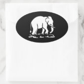 Aziatische olifanten boven Thai Elephant Trekking  Ovale Sticker (Tas)