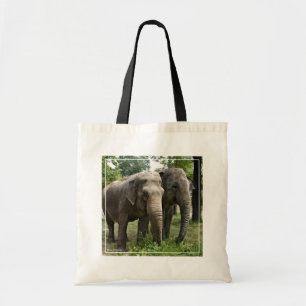 Aziatische olifanten zij aan zij tote bag