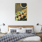Aziatische voedselsushi canvas afdruk (Insitu (Slaapkamer))