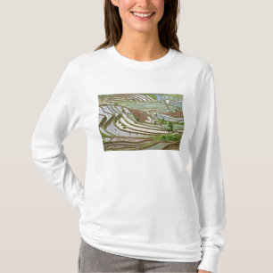 Azië, China, Yunnan, Jinping. Inheemse Yi mensen T-shirt
