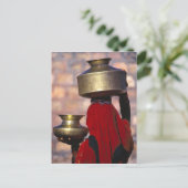 Azië, India, Rajasthan. Een lokale vrouw in het ro Briefkaart (Staand voorkant)