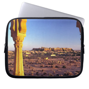 Azië, India, Rajasthan, Jaisalmer. Het uitzicht va Laptop Sleeve