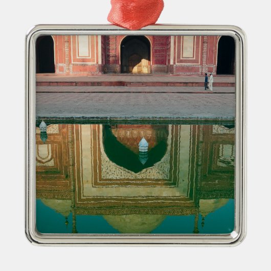 Azië, India, Uttar Pradesh, Agra. Op de 2 Metalen Ornament (Voorkant)